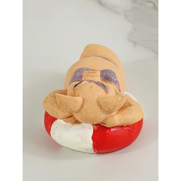 Pig In Bikini On The Beach Figurine Piglet Piggy Resin 3" Year 90s Pig Lover - Picture 7 of 12